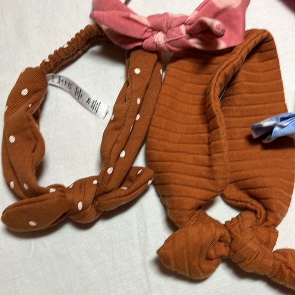 Bundle of baby headbands, size 3M and up - Picture 2 of 5